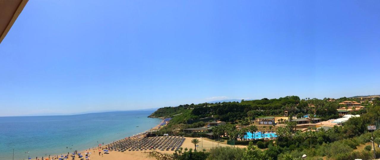 Appartamenti E Stanze Onde Blu 레 카스텔라 외부 사진